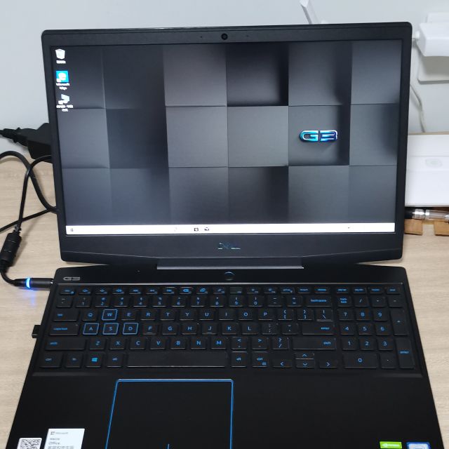 6英寸第九代英特尔酷睿i7游戏本笔记本电脑(i7-9750h/8g内存/512gb