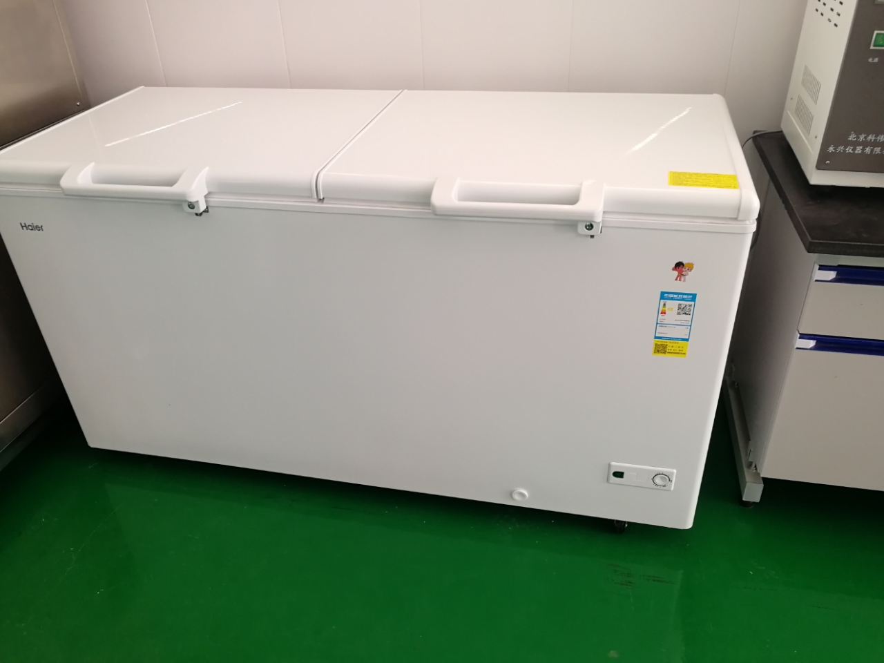 haier/海尔冰柜 bc/bd-519hcm 卧式冷柜带脚轮 519升 顶开式冷藏冷冻