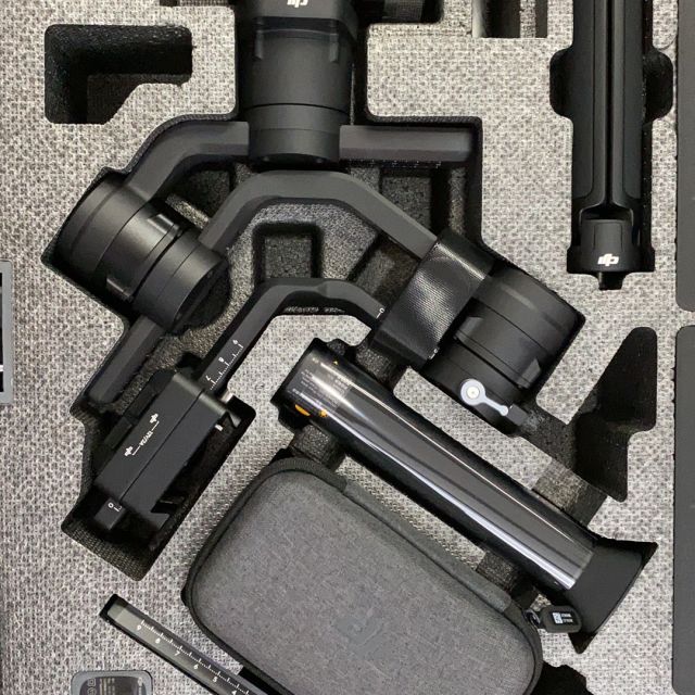 dji 大疆 手持云台 如影 ronin-s 标准版 专业单反相机手持三轴稳定器