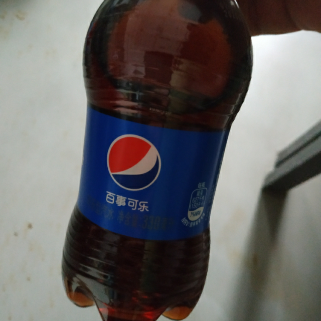 百事可乐300ml7瓶碳酸饮料小瓶装