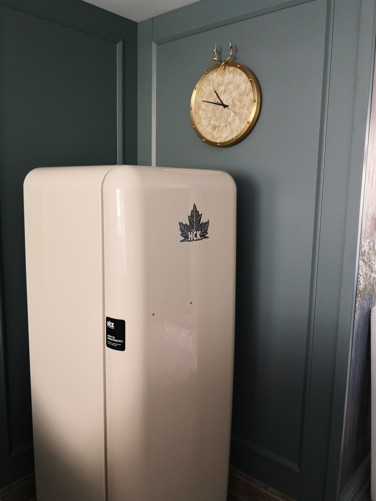 hck哈士奇bc-130gga复古冰箱单门冷藏冷冻冰箱 家用办公室酒店贵族冰