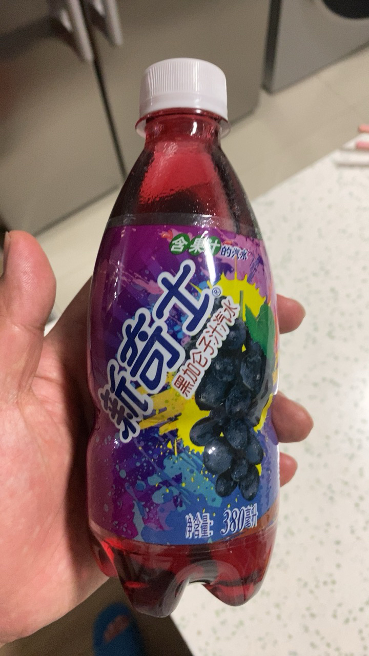 屈臣氏(watsons) 新奇士 碳酸果味汽水飲料 黑加侖380ml*15瓶 整箱