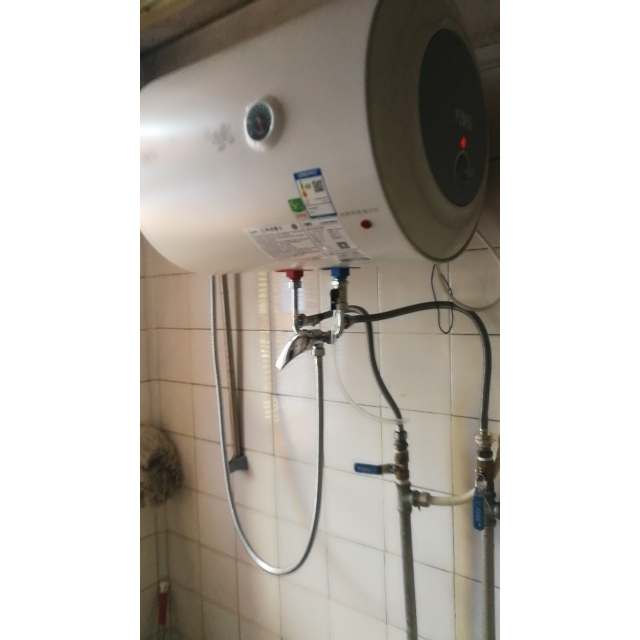 万家乐macro40升电热水器d40h111b6年质保经济节能下潜加热