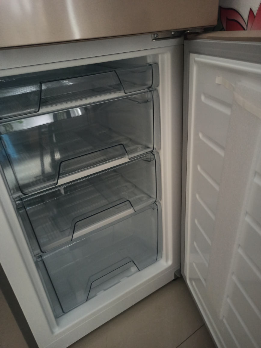 华凌bcd-175ch 175升直冷双门小冰箱 快速冷冻冷藏 租房神器 小冰箱