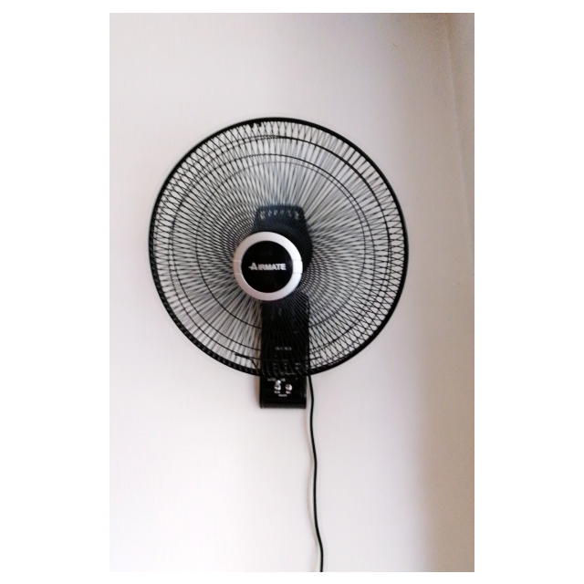 艾美特airmate1遥控壁扇电风扇fw3521r家用14吋摇头壁挂5片叶