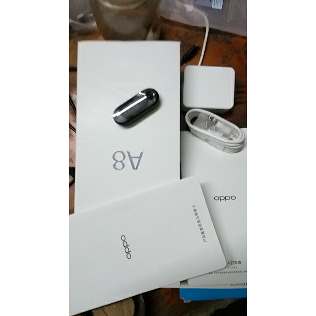 送智能手环oppoa8手机石榴红4g64g65英寸水滴屏4230mah大电池后置ai三