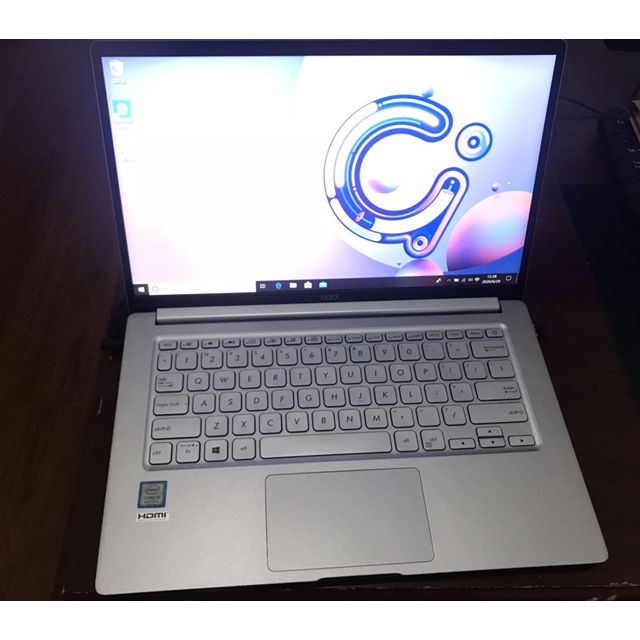 14英寸四面窄边框轻薄本笔记本电脑第八代英特尔酷睿i5(i5-8265u 8g