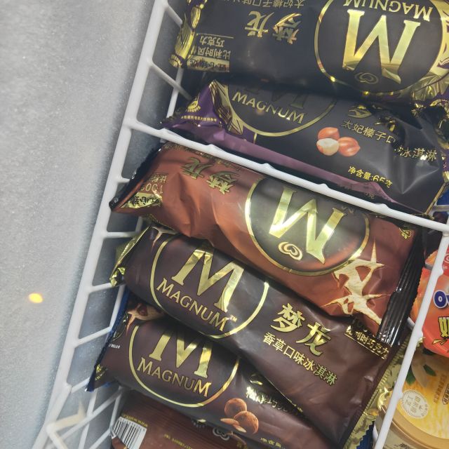 和路雪梦龙卡布基诺口味冰淇淋64g