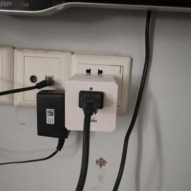 > 英特曼电源插座多功能充电排插智能便携魔方插排家用转换插头商品