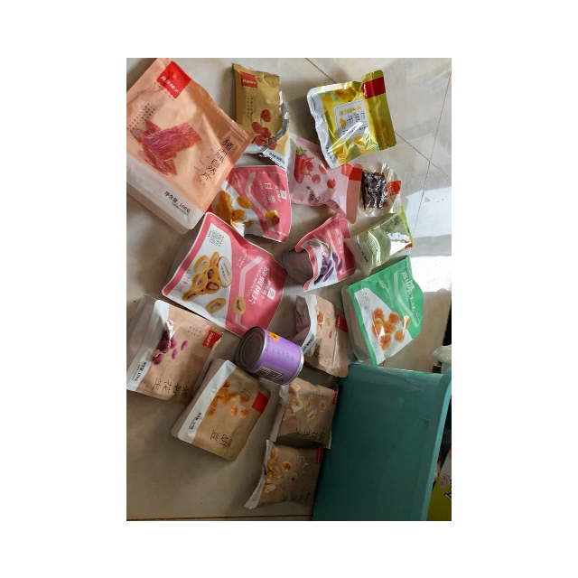 时刻零食大礼包1418g充饥宵夜网红食品整箱小吃商品评价 > 满满一大包