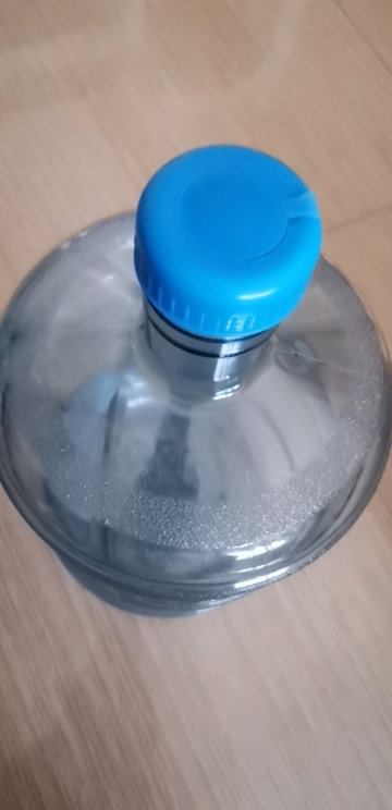 纯净水桶矿泉水饮水机桶小型加厚pc桶装水桶手提家用饮用水桶带盖