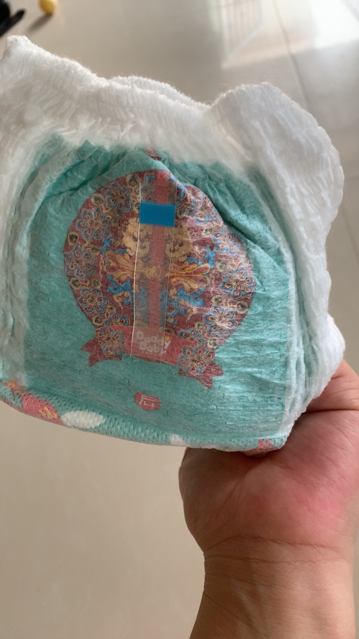 爹地宝贝 千金女婴拉拉裤xl码52片 国风婴儿尿不湿(12kg-17kg)晒单图