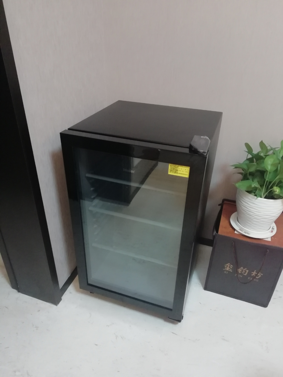 haier海尔冰吧透明玻璃门单门冰箱 办公室冰箱 红酒柜 饮料冷藏柜水果