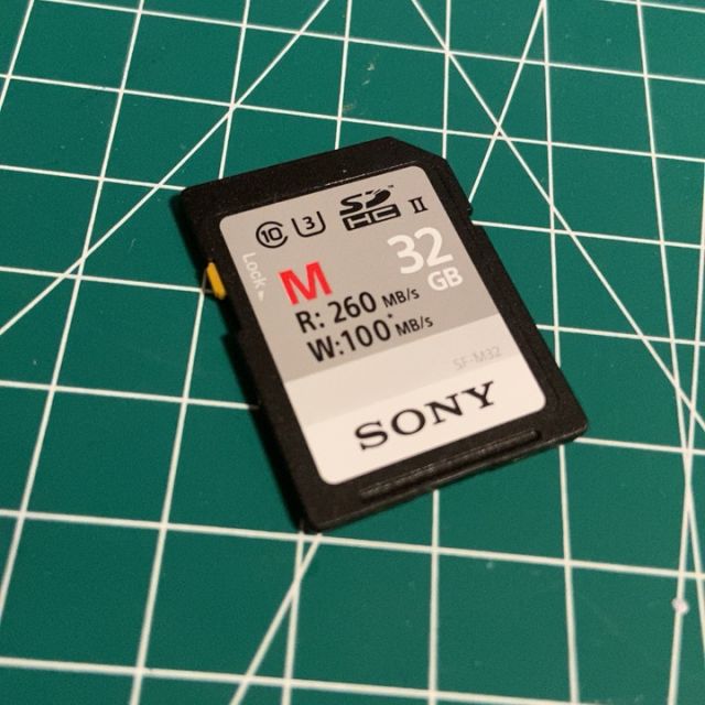 索尼(sony) sd 32g 260m 存储卡 高速单反微单数码相机高清摄像机内存
