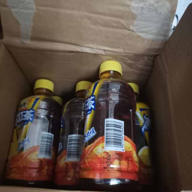 > 康师傅冰红茶pet330ml*12商品评价 > 这款饮料比超市同款便.