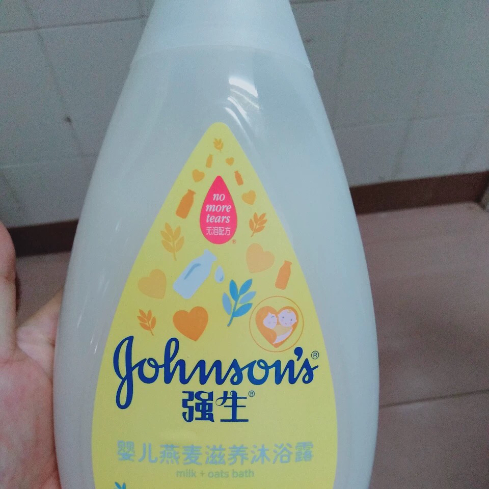 强生婴儿燕麦滋养沐浴露500毫升 儿童宝宝沐浴乳无泪温和洁净天然无