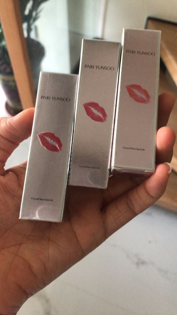 【三支60元 任选三色】芭黎元素(pari yunsoo)水晶之吻口红持久不易