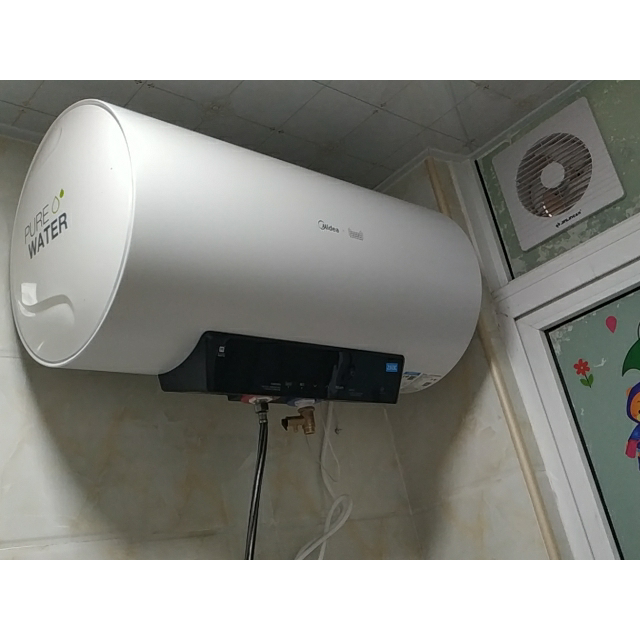 美的midea60升电热水器家用2100w变频速热一级节能语音智控f6021v3che