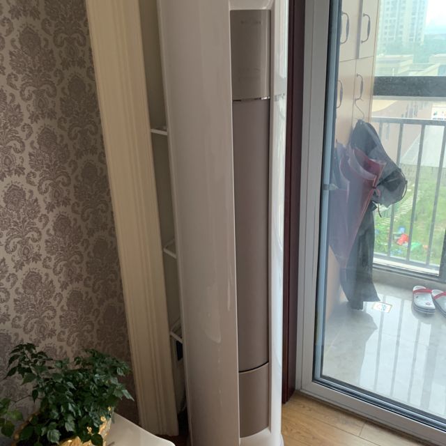 美的midea2匹家用客厅圆柱式柜机空调3级能效立式速冷速暖节能静音kfr