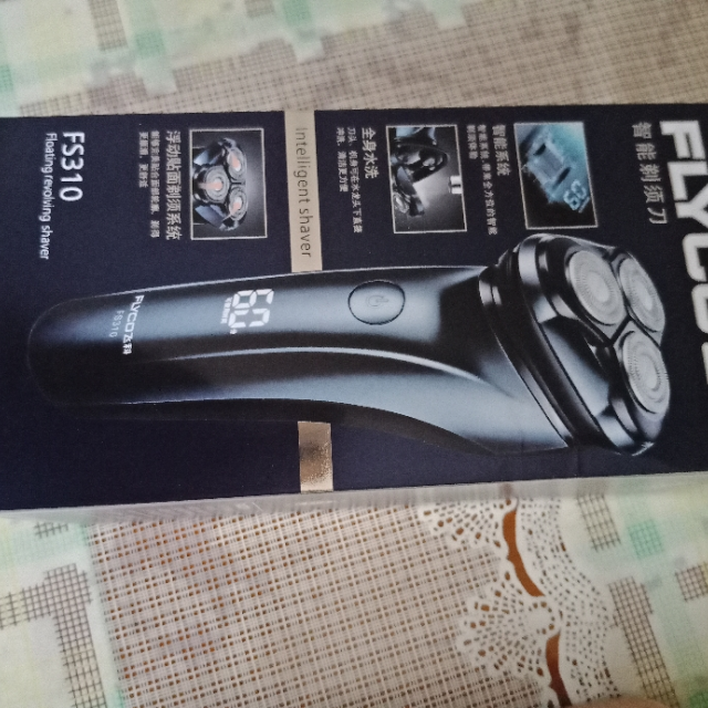 飞科(flyco)剃须刀电动男士刮胡刀全身水洗智能车载usb充电式刮胡须刀