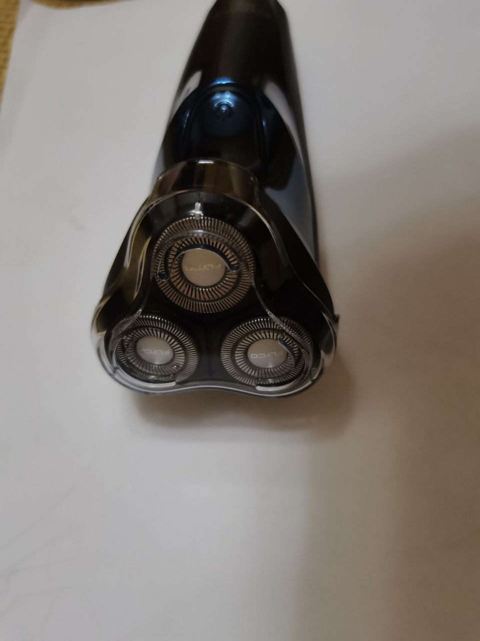 飞科剃须刀fs373