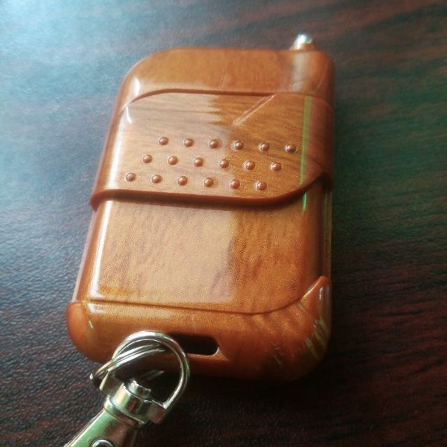 车库门遥控器对拷贝电动卷帘门卷闸门道闸伸缩门钥匙