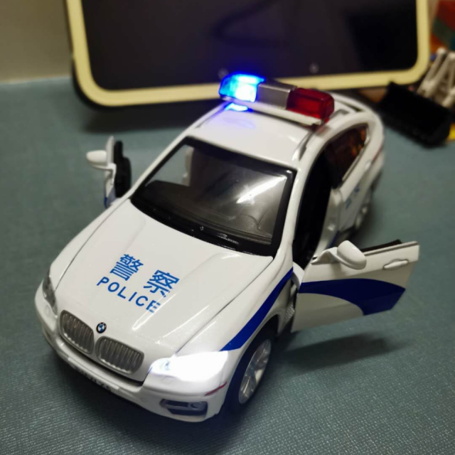 彩珀儿童警车玩具警察车悍马h3特警车小汽车模型合金车带回力声光颜色