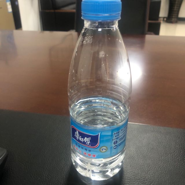 康师傅矿泉水380ml12瓶迷你小瓶纸箱会议展会用水380ml12瓶