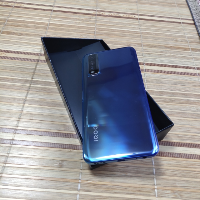 vivo iqoo u1 星耀蓝 6 128g 高通骁龙720g 4500mah强续航 6.