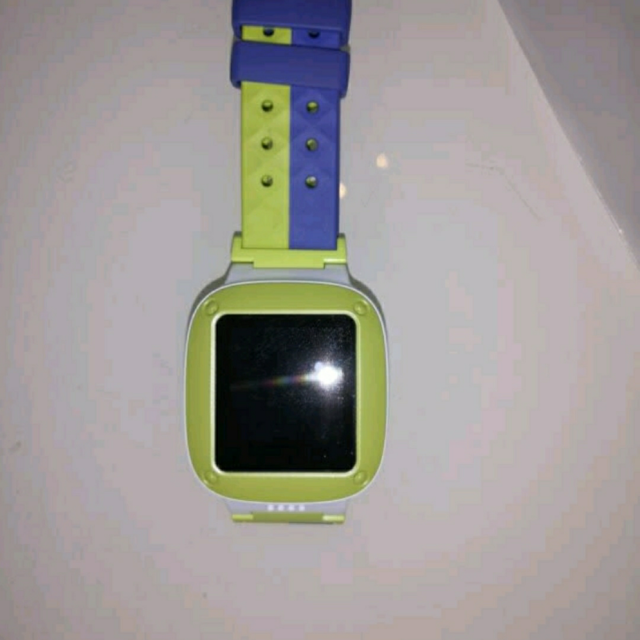 小天才电话手表y05 浅绿 快充版智能防水定位手表 学生儿童手表 位偏