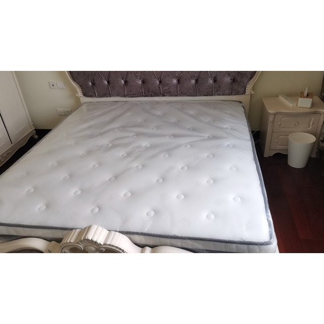 新品云之垫系列全友家居乳胶床垫软硬双功能泰国进口高纯度乳胶弹簧