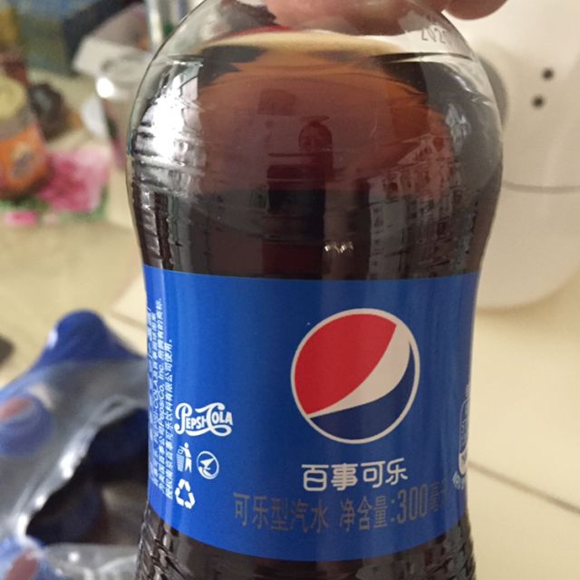 百事可乐300ml12瓶碳酸饮料迷你
