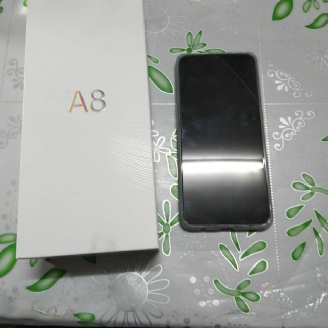 oppoa84gb64gb秘夜黑65英寸水滴屏4230mah大电池后置ai三摄全网通4g