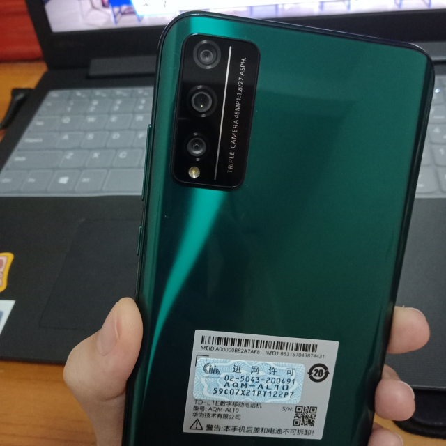 荣耀play4tpro8gb128gb蓝水翡翠麒麟810芯片oled屏幕指纹3d超薄机身