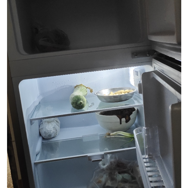 soyea索伊bcd102cl3香槟色家用小冰箱双门冷藏冷冻冰箱宿舍小型冰箱