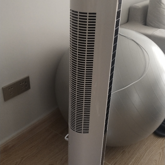 美菱(meling)电风扇 mft67-a塔扇 三档风速 安全不占地 广角摇头 空调