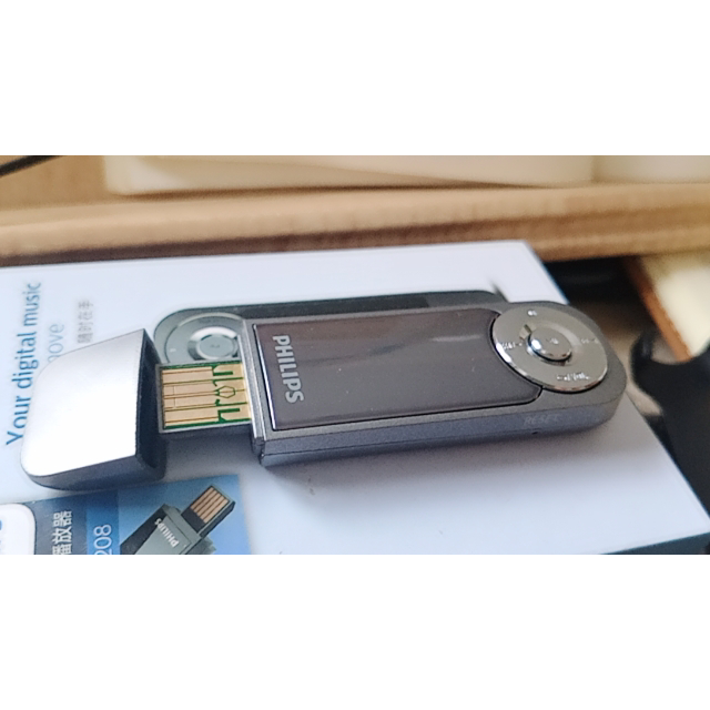飞利浦philipsmp3音乐播放器sa1208小型便携式随声听学生英语听力学习