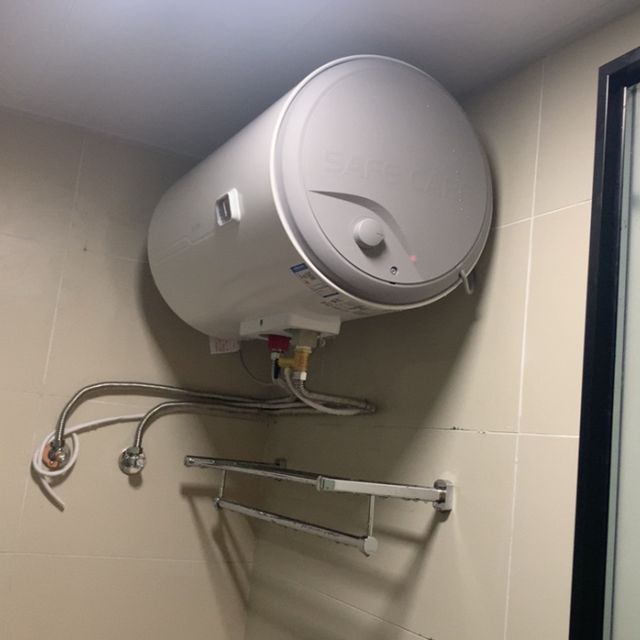 haier海尔电热水器ec4001hc3新40升2200w速热金刚三层胆防电墙m式新鲜