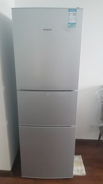 西门子(siemens)232升 三门冰箱 家门三开门电冰箱 节能静音 bcd-232