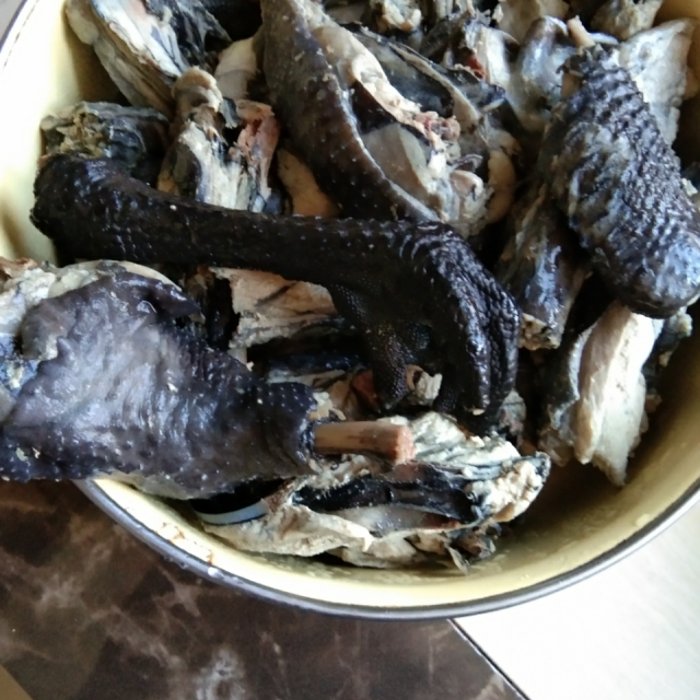 > 湘佳丝乌鸡500g商品评价 > 乌鸡好吃又养身体