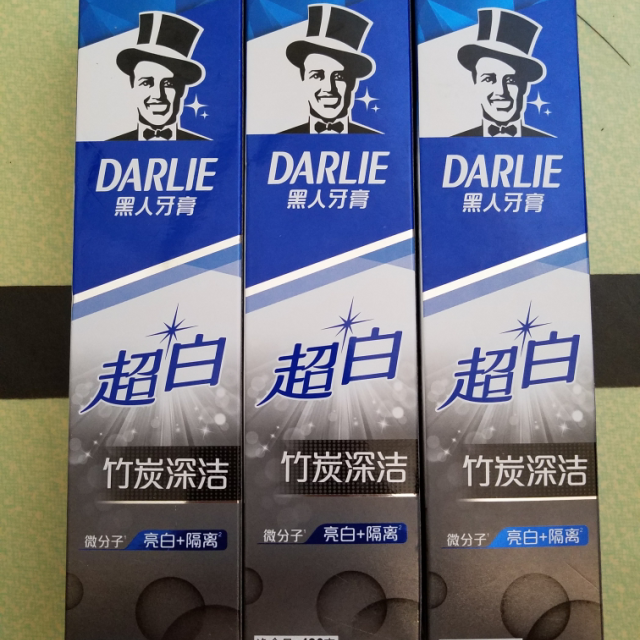 > 黑人(darlie)超白竹炭深洁牙膏 190g商品评价 > 黑人牙膏,清香又