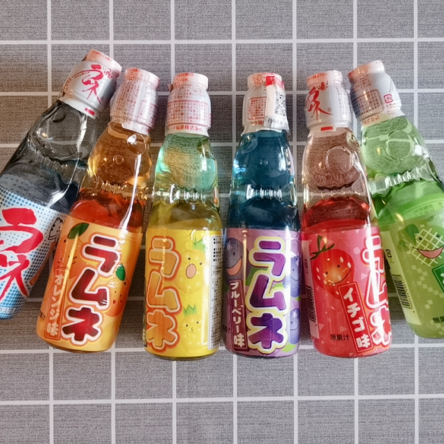 哈达弹珠波子汽水菠萝味200ml