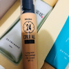 Mistine/蜜丝婷24小时粉底液粉霜遮瑕保湿持久控油奶油肌F2自然色 25g粉底液这个东西，一人一个样，对