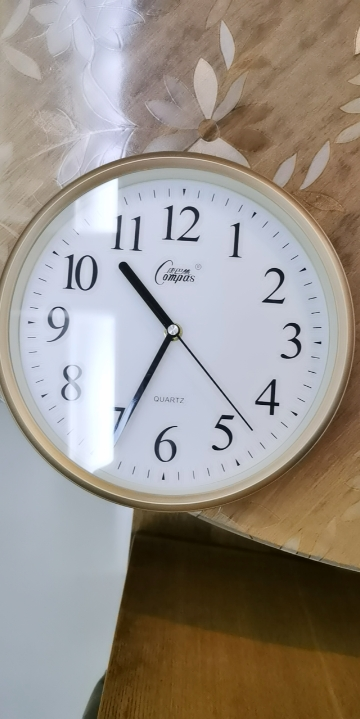 挂钟时尚挂钟卧室客厅办公现代时钟表简约创意石英钟表 10英寸(直径