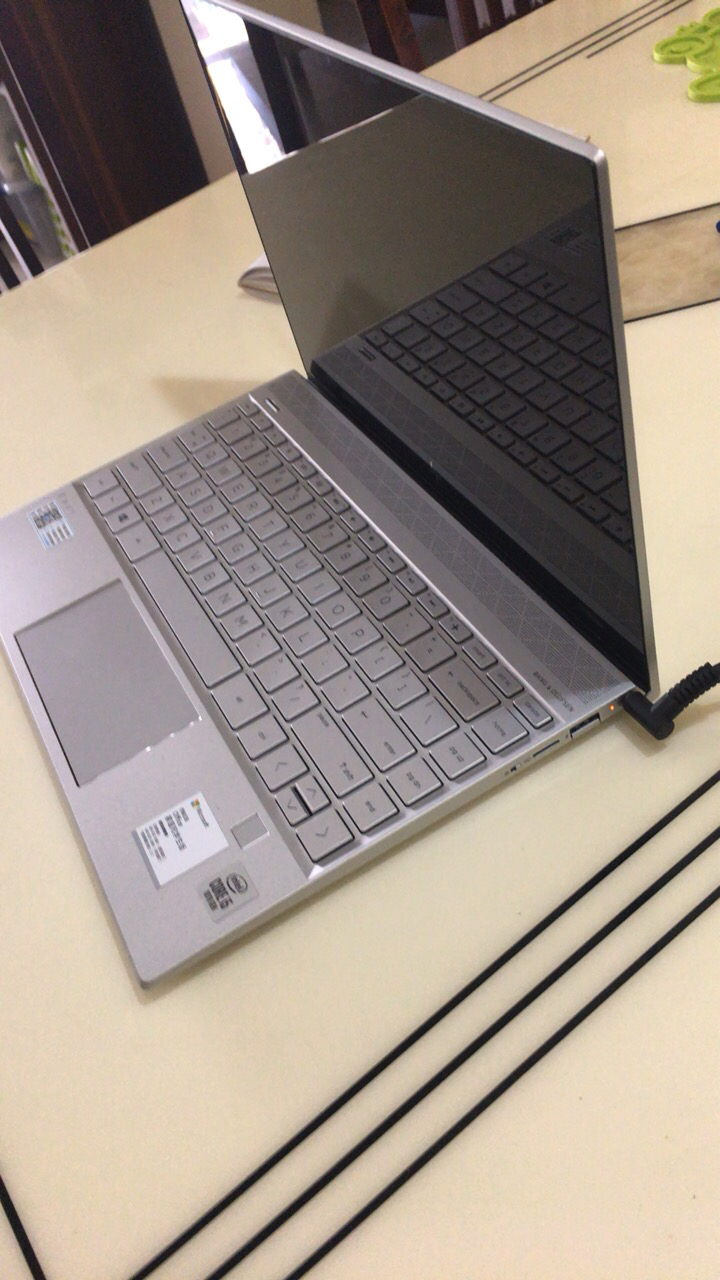 13寸惠普笔记本