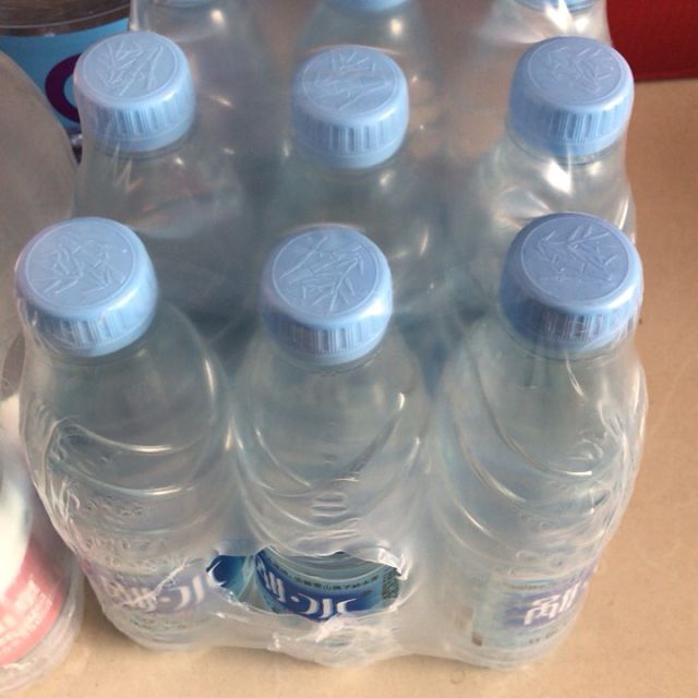 野岭剐水 550ml*9瓶天然弱碱性饮用水高清大图|实物图