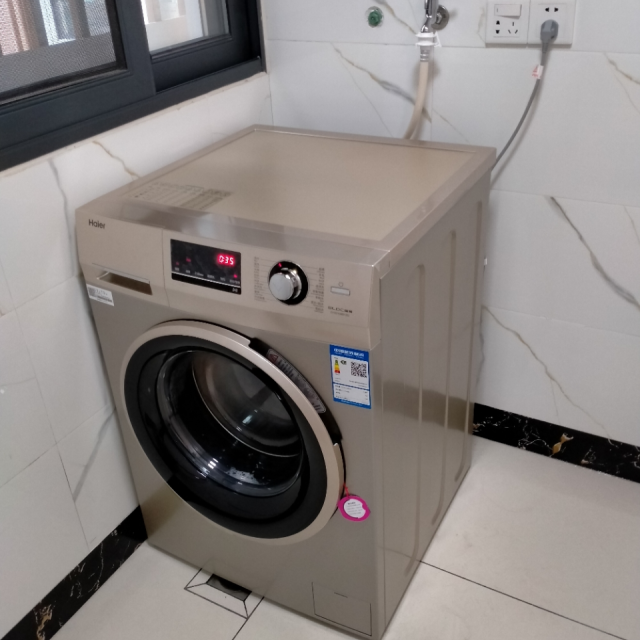 海尔(haier)g100108b12g 10公斤大容量 变频 全自动 滚筒洗衣机 香薰