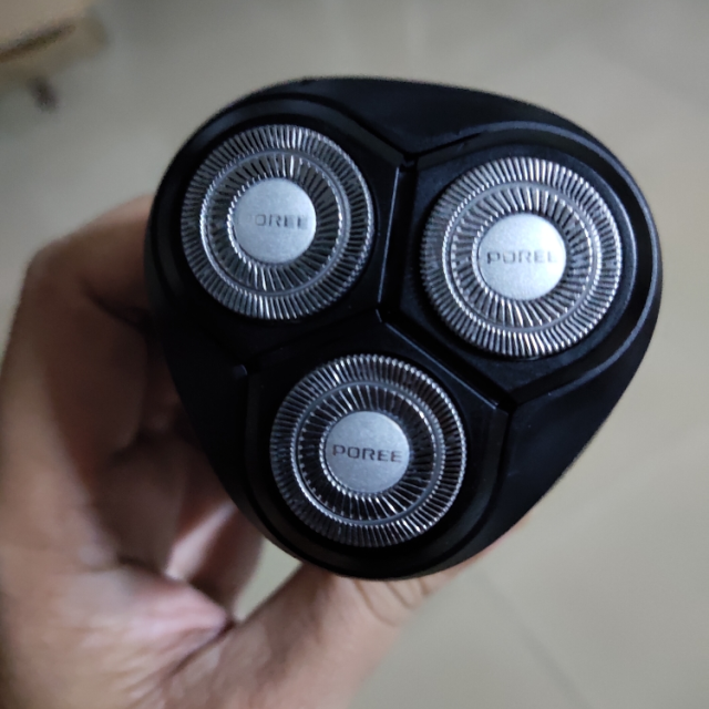 飞科flyco剃须刀博锐ps197电动男士充电式刮胡刀全身水洗旋转式三刀头