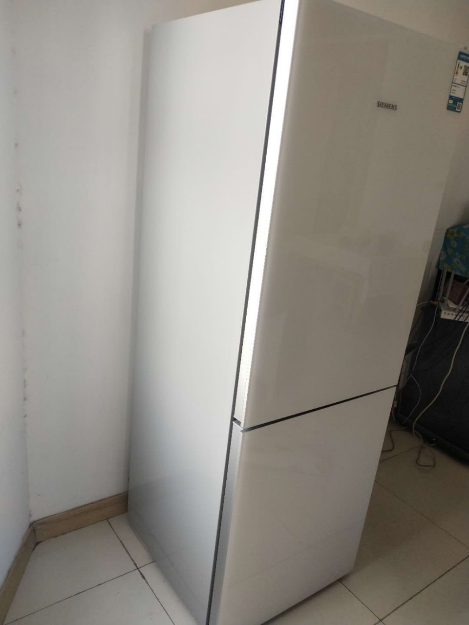 西门子(siemens)279升 双门冰箱 风冷两门冰箱 玻璃面板 电脑控温 bcd