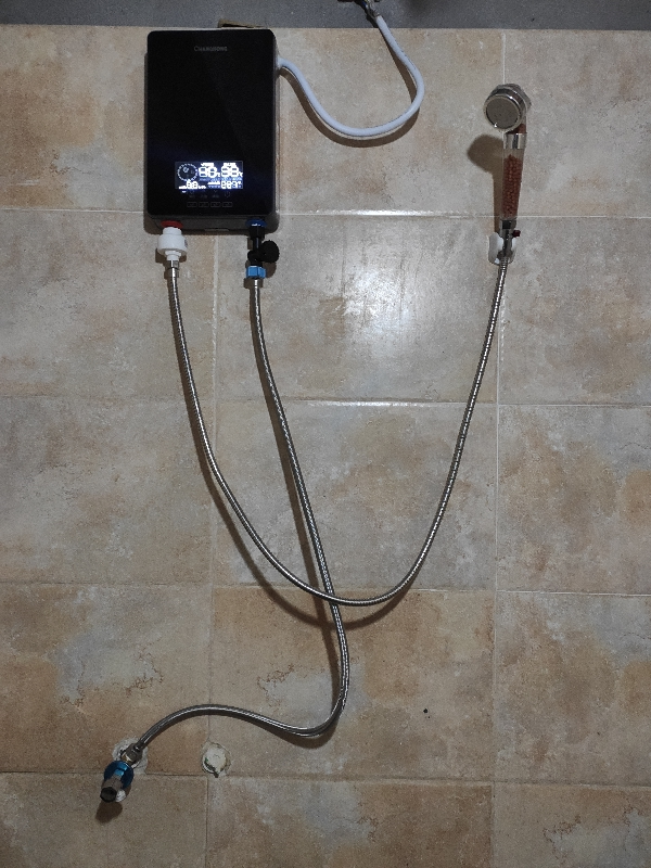 长虹cb-7黑即热式热水器电热水器即热式速热过水热出租淋浴洗澡机即热